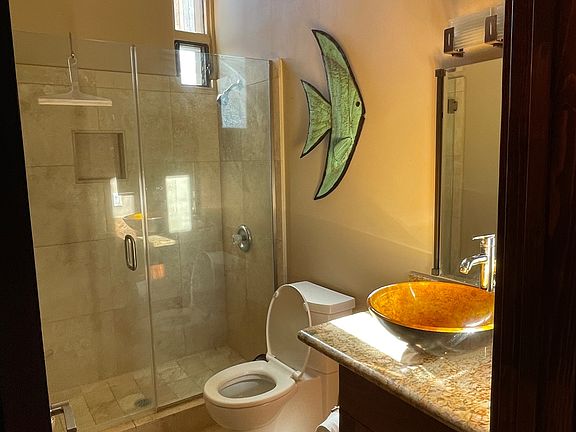 Main floor bathroom with shower