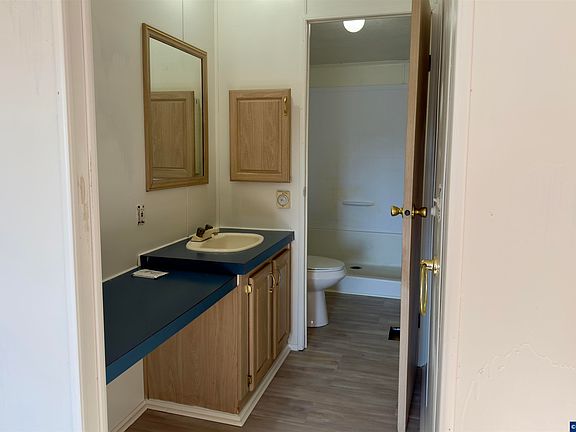 3rd image of 315 SE Aspen Dr