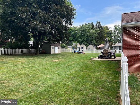 5th image of 517 Groff Ave