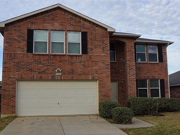 2nd image of 3529 Lipizzan Dr