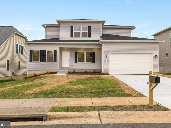 211 Princess Caroline Ct, Edinburg, VA 22824