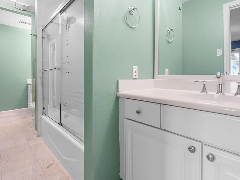 5514 Beverlyhill St #2 — Photo 32