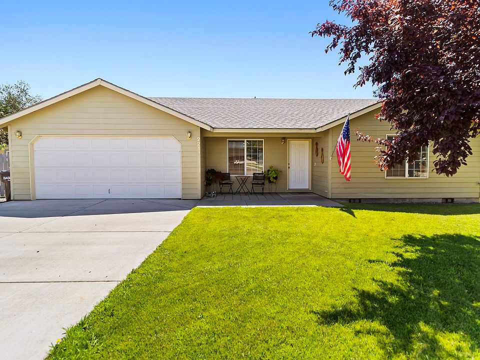 2211 Diamond Head Way, West Richland, WA 99353 Zillow