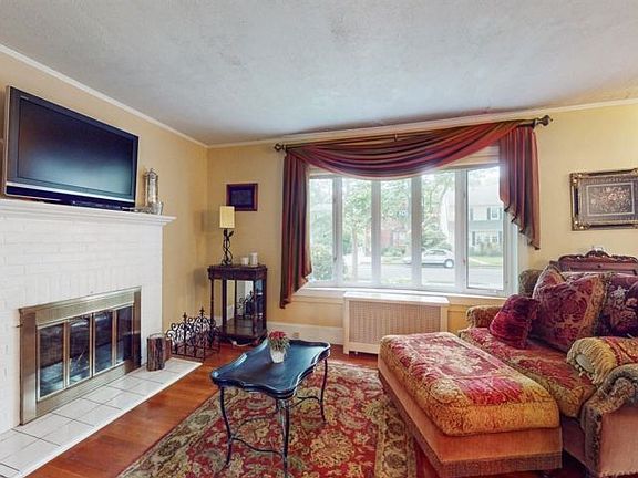 3rd image of 55 Orchard St #440