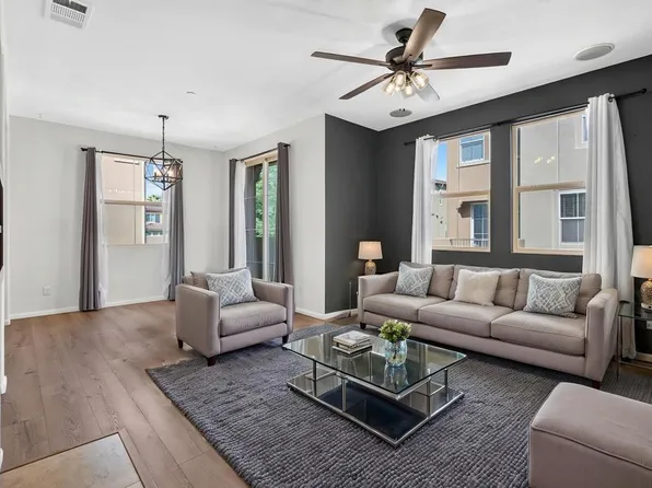 1830 Crimson Ct Unit 11, Chula Vista, CA 91913