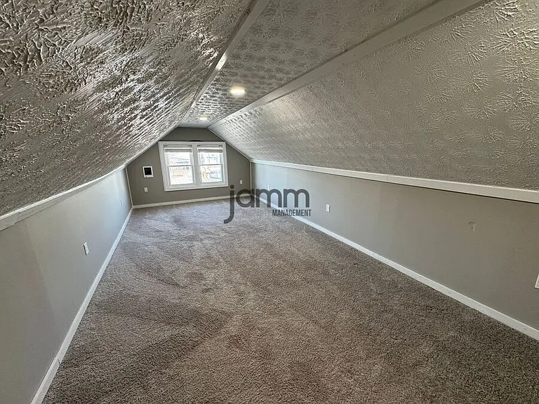 2121 Wyandotte Ave #2123 — Photo 17