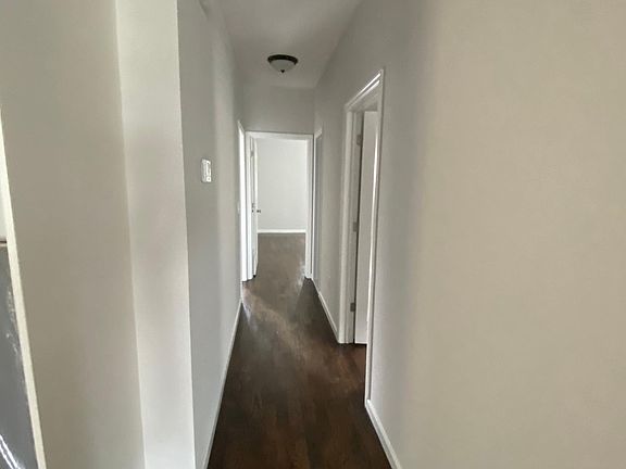 5th image of 68 Erastina Pl #1