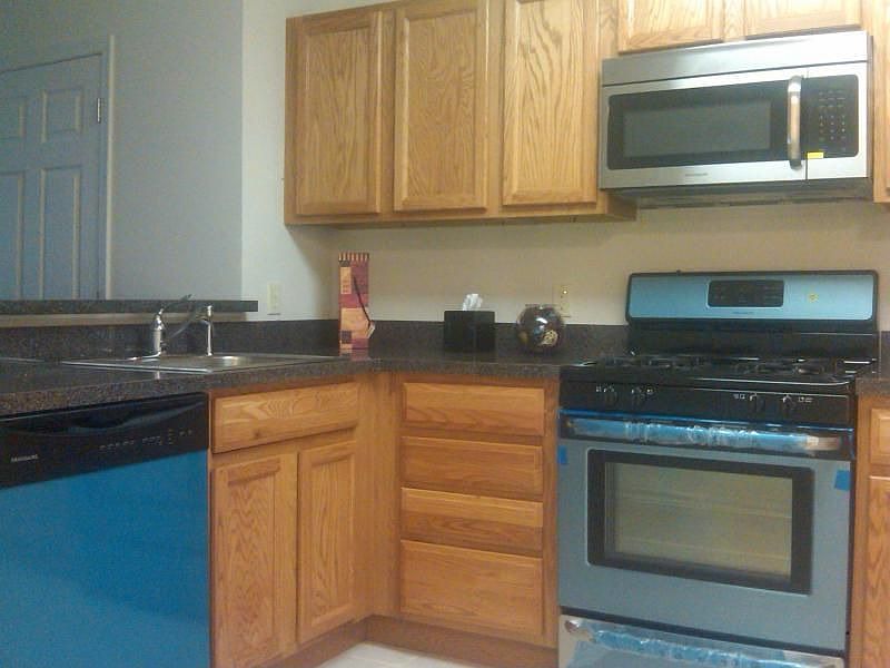 2nd image of 110 Orange St #2