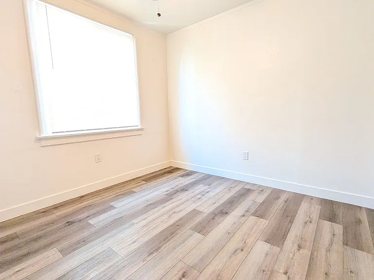 1210 Atlantic Ave — Photo 38