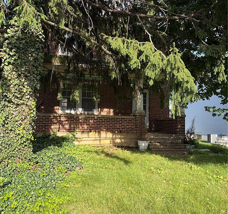1st image of 1215 Tatamy Rd