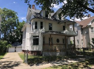 76 Acushnet Ave, Springfield, MA 01105