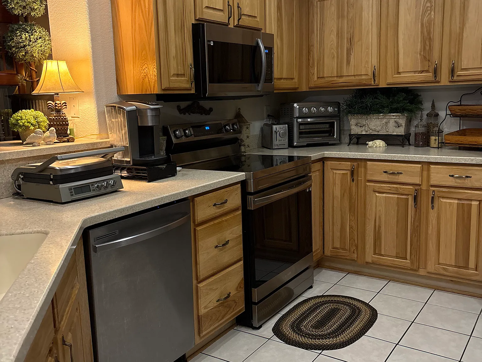 2 bed, 1300 sqft, $1,695 — Photo 4