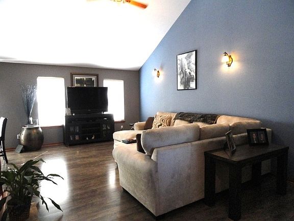 3rd image of 1193 Alvarado Ct