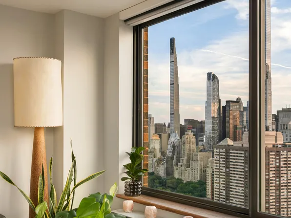 101 West 67th Street image 7 of 17