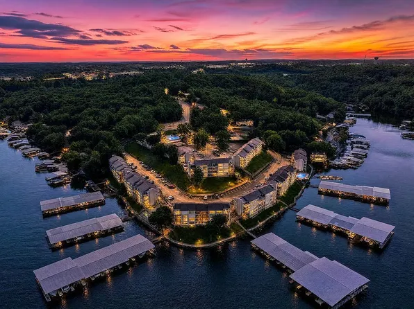 124 Indian Pointe, Lake Ozark, MO 65049