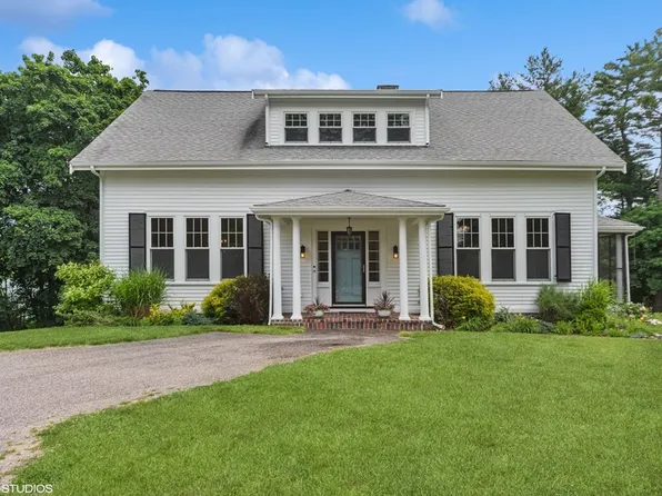 14 Main St, North Easton, MA 02356