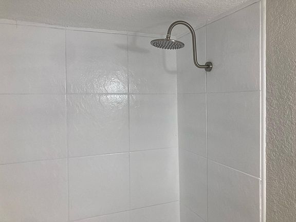 3rd image of 2027 1st Ave N APT 1
