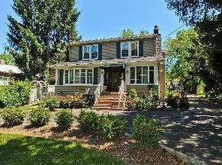 602 White Oak Ridge Rd, Short Hills, NJ 07078
