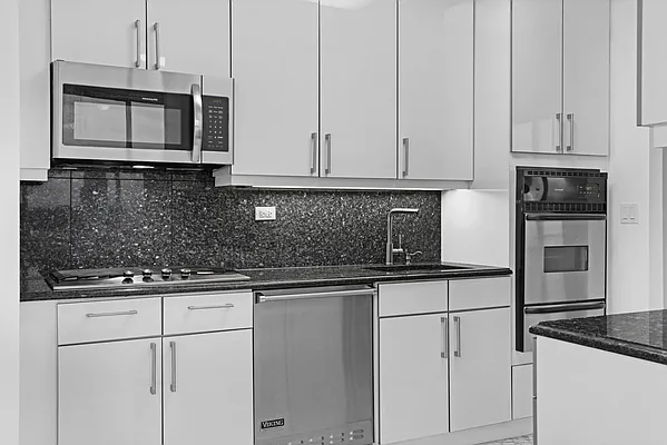 Rented by Nest Seekers International | media 16