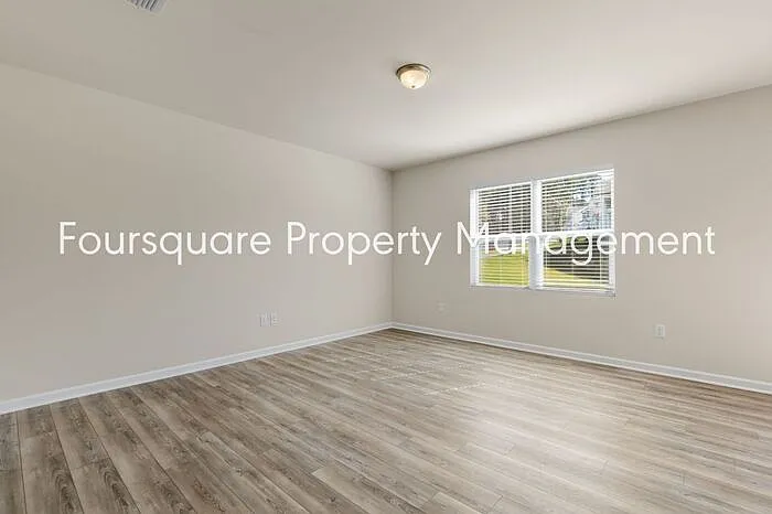 1716 Luna Way — Photo 14