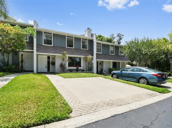 1324 Abbey Crescent Ln, Clearwater, FL 33759