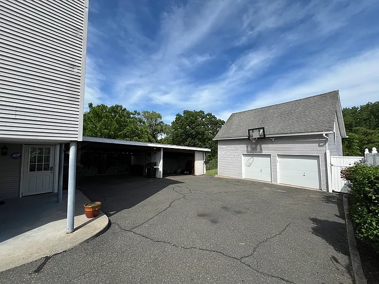 9 Indian Leap St #1 — Photo 2