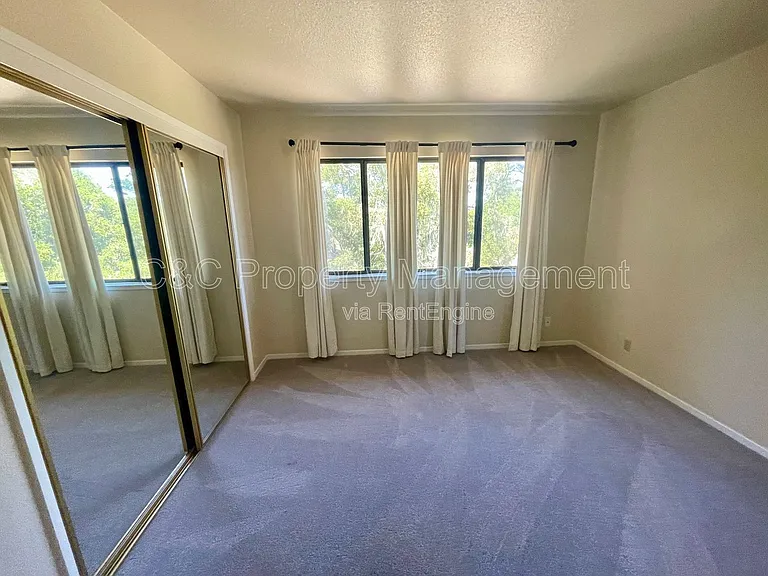 1339 David Ave — Photo 23