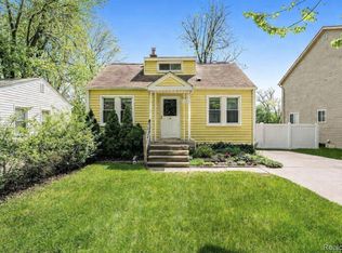 19134 Angling St, Livonia, MI
