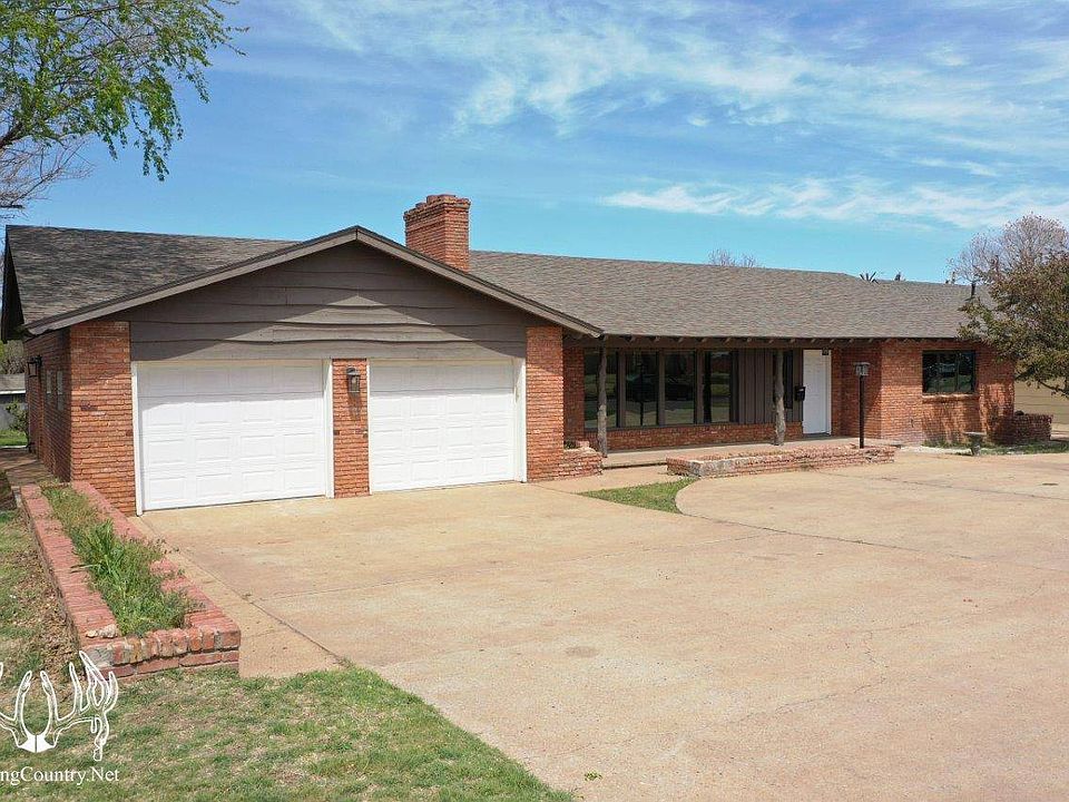 1020 Locust St, Alva, OK 73717 Zillow