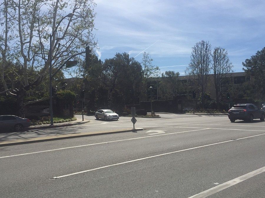 2nd image of 7110 Raintree Cir