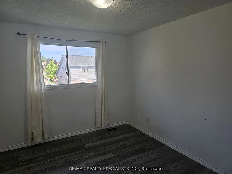 283 Delancey Blvd — Photo 25