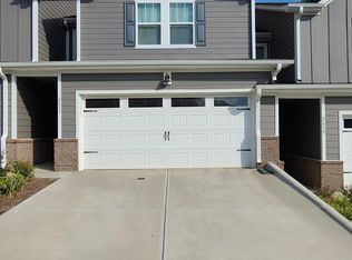 2617 Greenmarket Dr, Charlotte, NC 28217