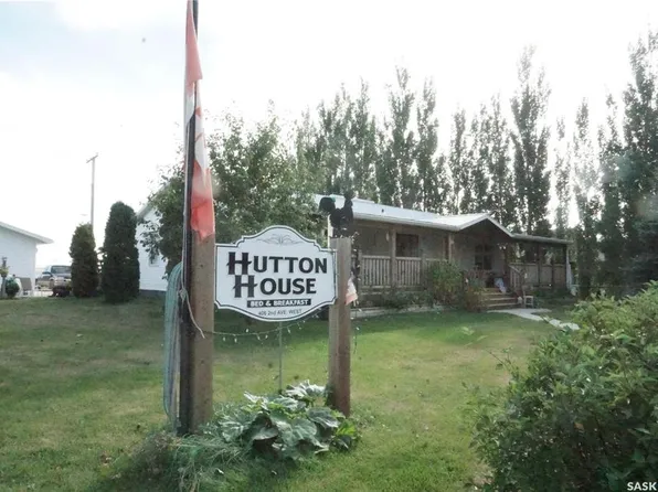 406 2nd AVENUE W, Riverhurst, SK S0H 3P0