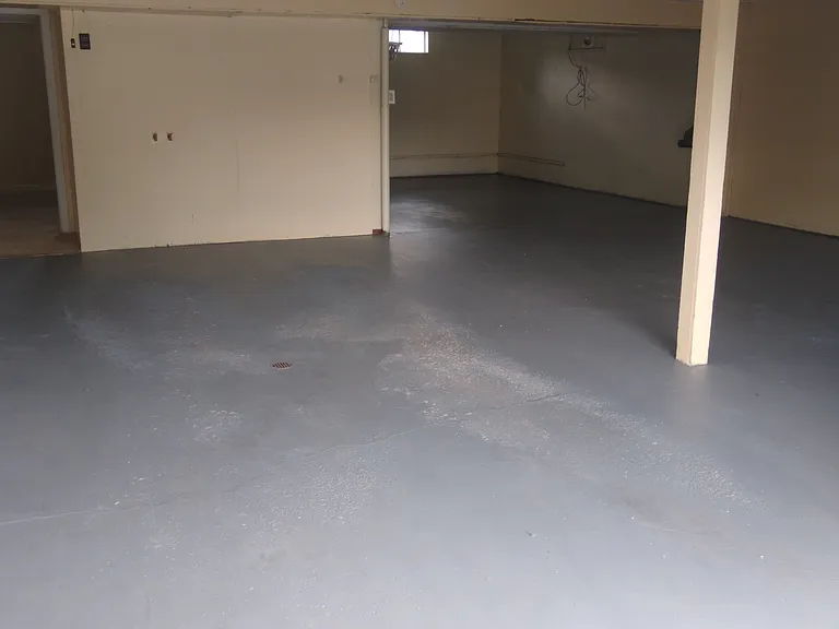 355 Avalon Dr — Photo 19