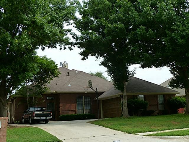 1st image of 407 Sandra Dr