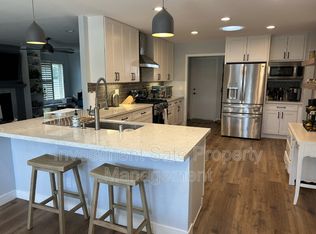 6051 Bounty St, San Diego, CA 92120