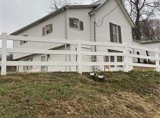 110 Ioway St, Weston, MO 64098