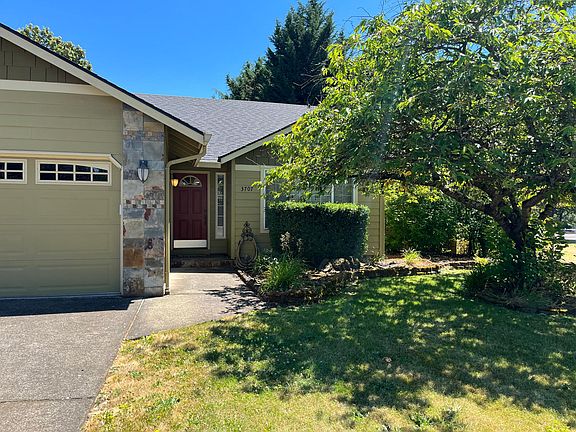 2nd image of 3707 NE 161st Ct