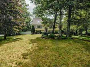 15 Apple Tree Ln, Wilmington, MA 01887