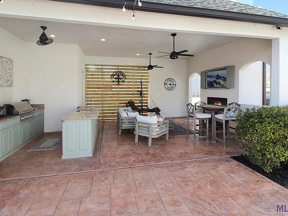 4th image of 13575 Lakeway Dr
