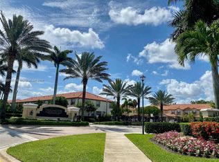 9712 Darlington Pl, Fort Lauderdale, FL 33328