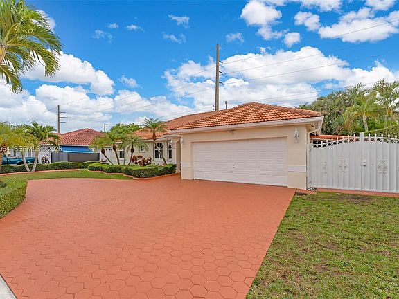 3rd image of 14920 SW 151st Ter