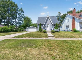 1393 Friel St, Burton, MI 48529