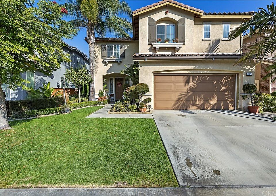 1st image of 115 Carrotwood Ln