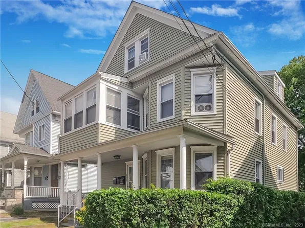100 Roosevelt Street, Bridgeport, CT 06608