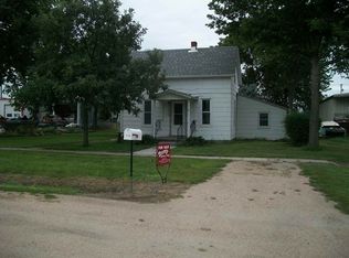 134 S Minnesota Ave, Hastings, NE 68901