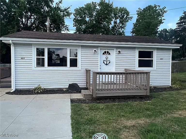 487 W Willowview Dr — Photo 8