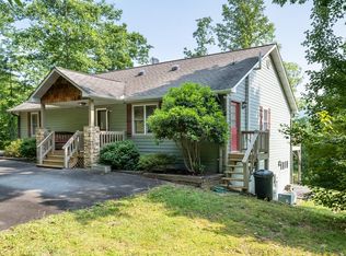 241 Barlow Fields Loop, Hayesville, NC 28904