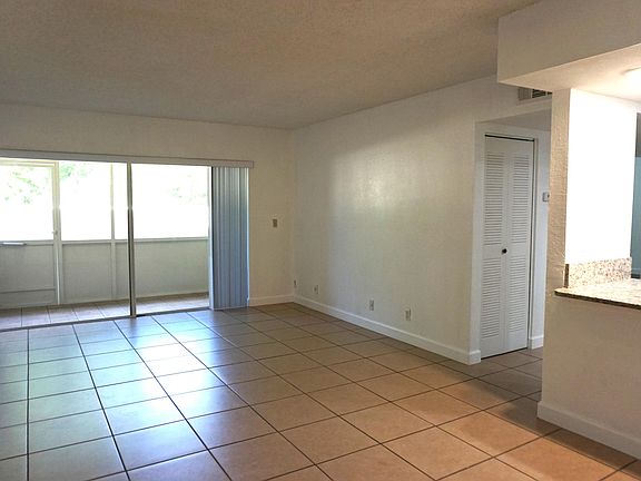 5th image of 1558 SE Royal Green Circle #106