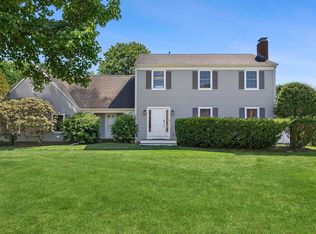 28 Dundee Ln, Southampton, NY 11968